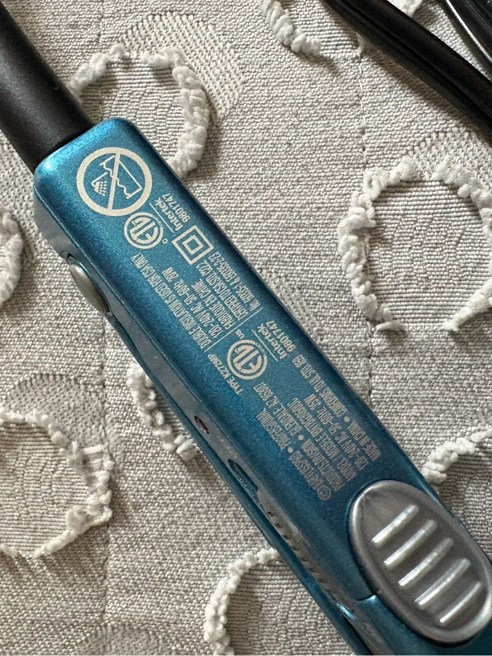 Babybliss Pro mini travel hair straightener